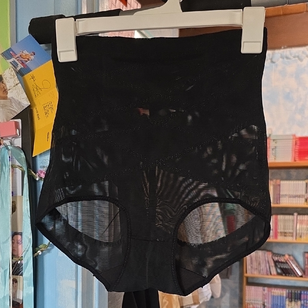 High-Waisted Black Shapewear